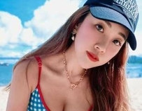 长腿巨胸 牙科护理员