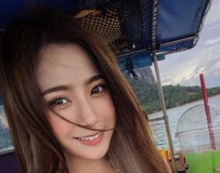 比基尼大解放！逆天长腿深沟引爆南洋风情