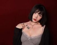 走到哪都成最美风景 网惊：根本是移动式画报