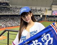 甜美颜值、逆天长腿 这般魅力谁能挡得住