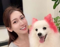 「神级长腿」冲击眼球 甜美颜值吸睛度爆棚