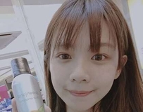 「天菜颜值+辣腿」恋爱感满满