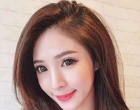 气质正妹  水蓝色的比基尼好耀眼 好迷人阿!