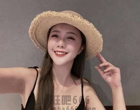 逆天身材超勾魂的白皙正妹