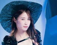 这身材也太修长纤细直接炸裂