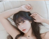 回眸一瞬倾城，完美身材曲线全曝光诱人蜜桃臀