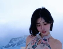 俏丽短发搭逆天长腿魔鬼身材让人惊呼