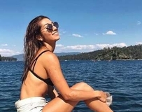 拥有欧美规格的性感美女 瑞玛•席丹 古铜色的火辣身材 ...