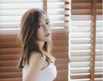 清甜白皙正妹 让我帮妳解开胸前的束缚吧！