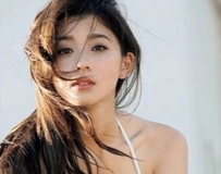 日本女演員及模特兒有著漂亮線條清涼輯--朝比奈彩