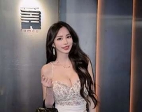 不科学「欣廷_Ariel_」逆天美体 越看越上火