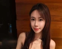 火辣胸线、圆润翘臀电力十足 性感指数直接爆表！