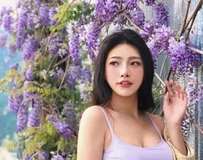 火辣美女Iris霍萱，甜美的笑容和火辣的身材！