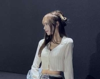 比基尼甜美现身！让人惊呼「太犯规」，S曲线一览无遗